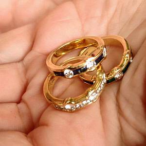 Drei im Soiener See wiedergefundene Goldringe