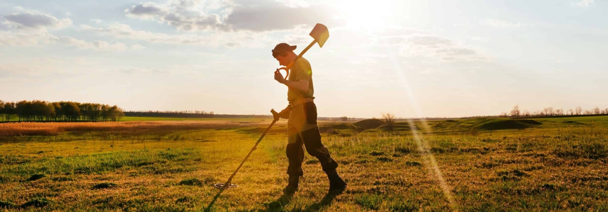 Schatzsuche Metalldetektor-Suchdienst